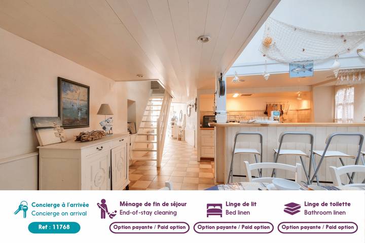 Location de vacances pour 6 personnes, animaux acceptés à La Flotte - 2