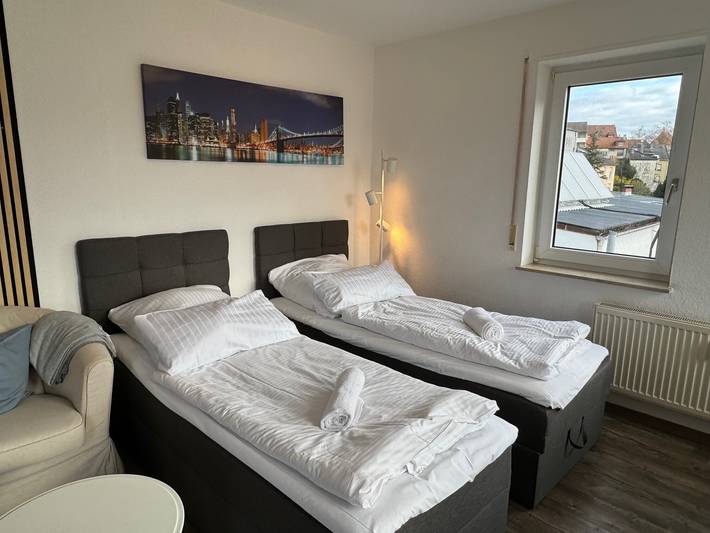 Appartement entier, Appartement de vacances "Hübsche Wohnung" avec balcon et Wi-Fi in Pforzheim, Forêt Noire du Nord