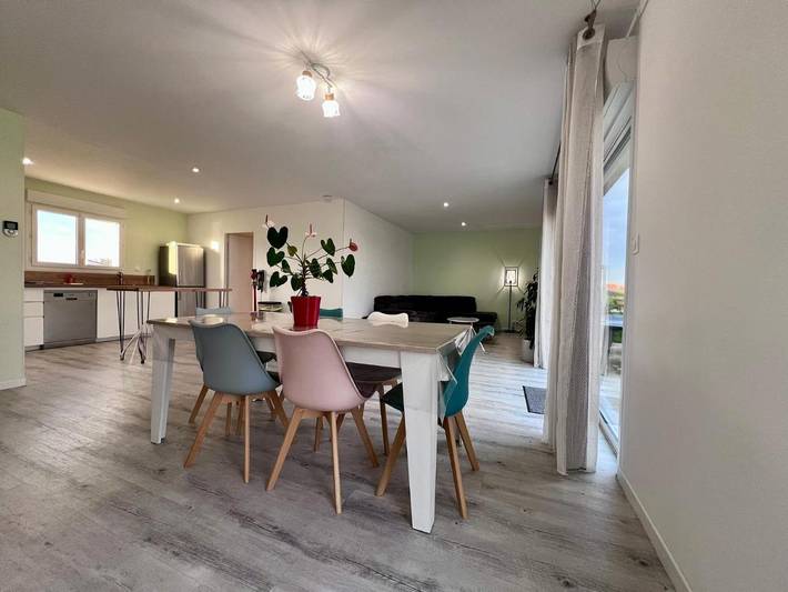 Location de vacances pour 6 personnes, avec vue et terrasse dans Petosse