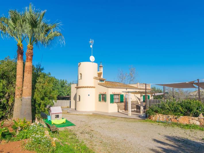 Villa für 6 Personen, mit Garten und Pool in Cala Figuera