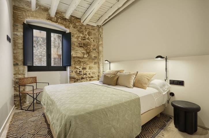 Holiday rental for 4 people, with balcony, child-friendly in Girona