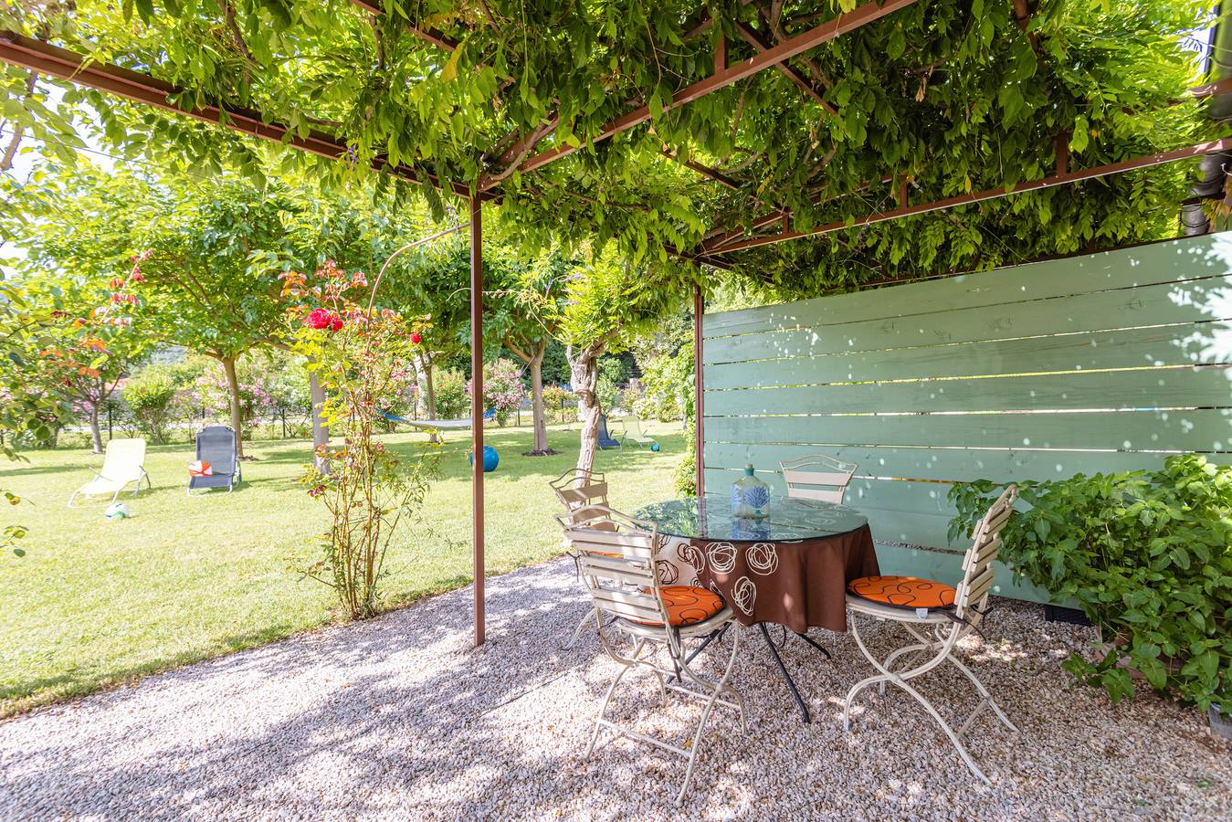 Casa Vacanze 'Au Vert' con Balcone e Wi-Fi in Caudiès-de-Fenouillèdes, Parc naturel régional Corbières-Fenouillèdes