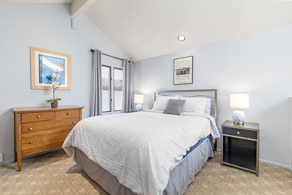 Capitola Hideaway - Cozy two-story Condo in Capitola, Santa Cruz County