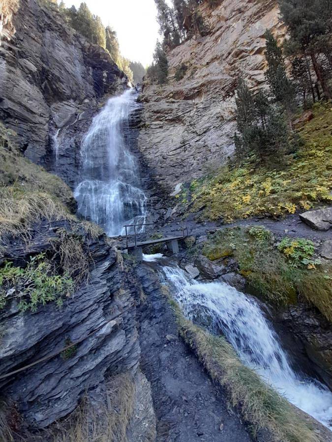 Gîte pour 2 personnes, avec piscine ainsi que jardin et balcon à Castejón de Sos - 3