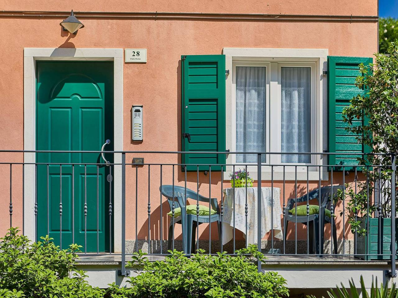 Cały apartament, Komfort-Apartment mit Balkon in Riva del Garda, Góry Garda