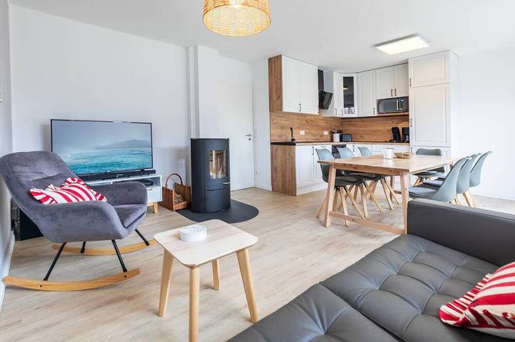 Luxus-Ferienhaus für 8 Personen, mit Balkon und Garten sowie Sauna