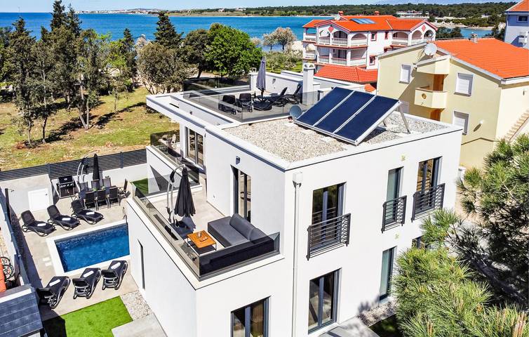 Casa de vacaciones para 10 personas, con terraza y jardín - 1