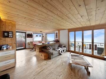 Gîte pour 4 personnes, avec sauna et balcon, animaux acceptés dans Anzère