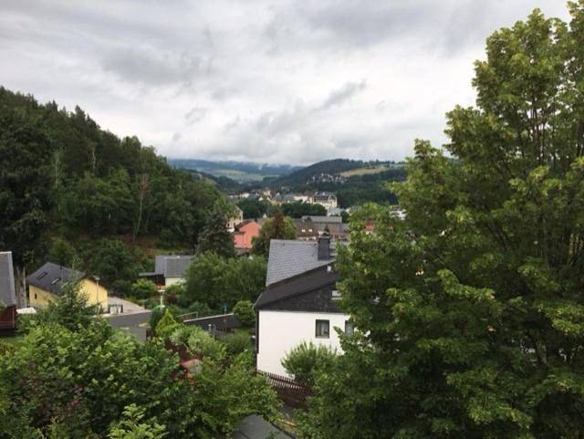 Ferienwohnung für 5 Personen, mit Terrasse und Garten sowie Ausblick in Schwarzenberg (Erzgebirge) - 3