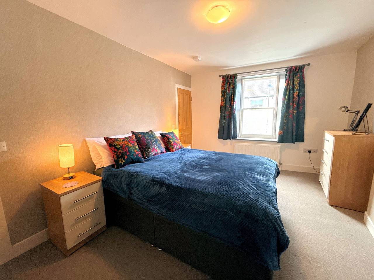 Beautifully Presented Cosy Home in Kirkcudbright - Pass the Keys in Kirkcudbright, Dumfries and Galloway