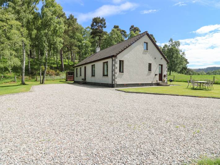 Bungalow for 6 people, with garden in Scotland
