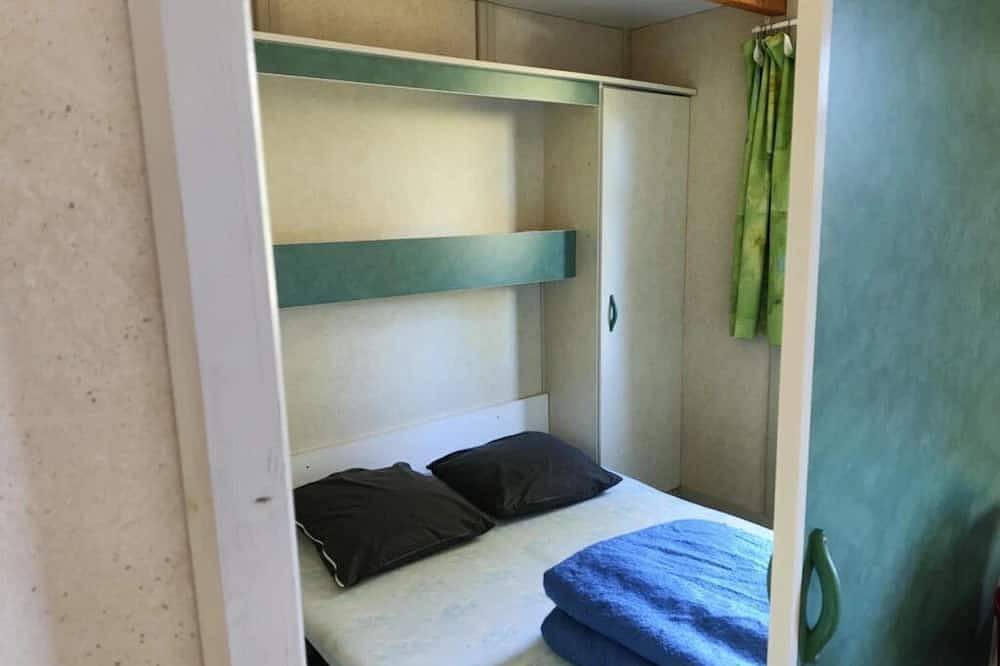 Chalet 2 étoiles - ccbgafc in La Tour-d'Auvergne, Parque Natural Regional Volcans d'Auvergne