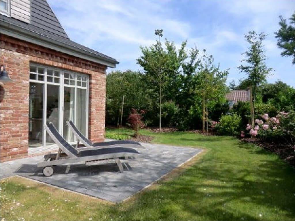 Ferienhaus in Wyk mit Schwimmbecken in Wyk auf Föhr (Stadt), Wyk auf Föhr