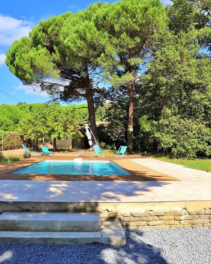 Location de vacances pour 2 personnes, avec piscine ainsi que jardin et vue à Saint-Laurent-la-Vernède - 2