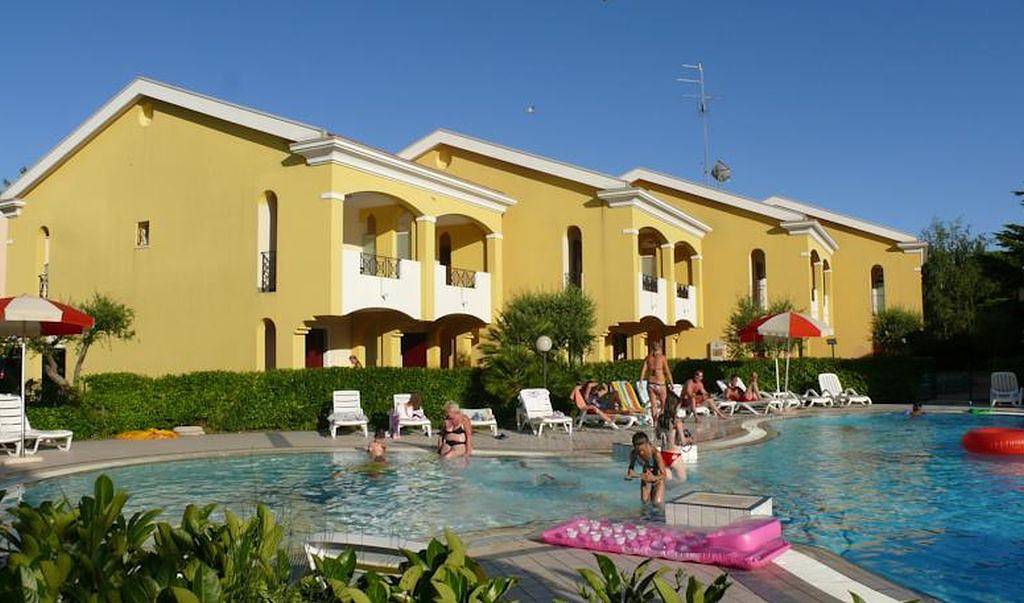 Apartamento entero, Residenz Borgo dell'Ulivo Zweizimmer-Reihenhaus Tipo B für5 Personen in Bibione, Provincia de Venezia