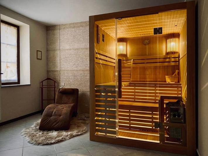 Gîte pour 2 personnes, avec balcon et sauna dans Serina