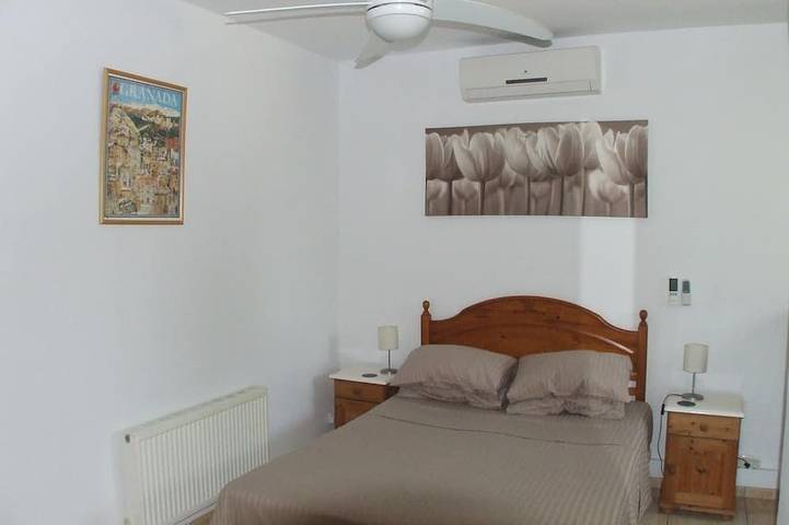Villa pour 2 personnes, avec terrasse et jardin, animaux acceptés à Vera - 2