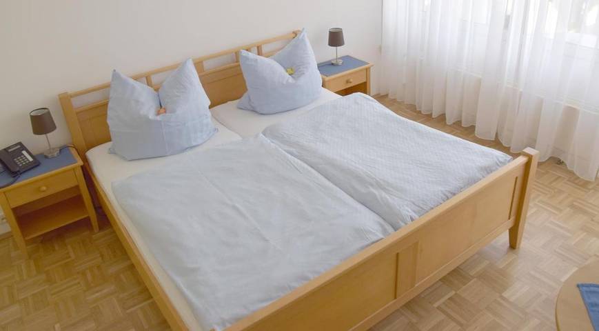 Hotel für 3 Personen, mit Balkon und Ausblick in Nümbrecht - 3