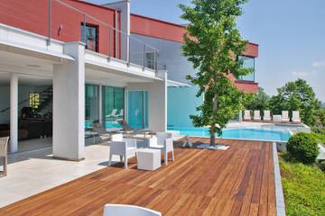 Villa pour 8 Personnes dans Saint-Désirat, Région de Tournon-sur-Rhône, Photo 4