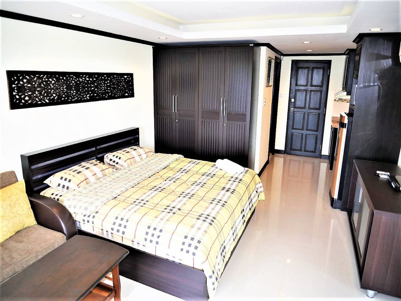 Gehele studio, Large corner studio condo Jomtien in Pattaya, Changwat Chonburi