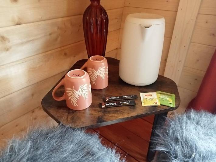 Location de vacances pour 3 personnes, avec jardin ainsi que vue et piscine à Belmont-sur-Rance - 3