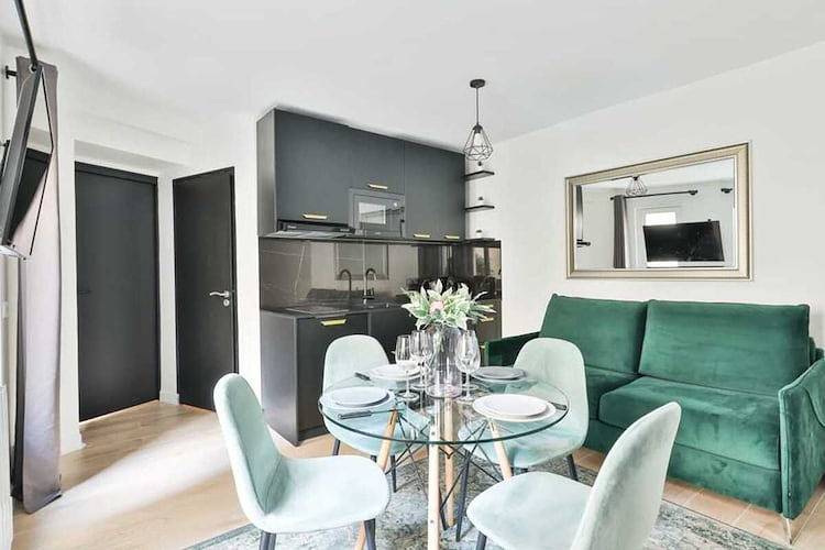 Appartamento intero, Appartement in the heart of Paris ☆ Jardin du Luxembourg ☆ in Parigi, Ile-de-France