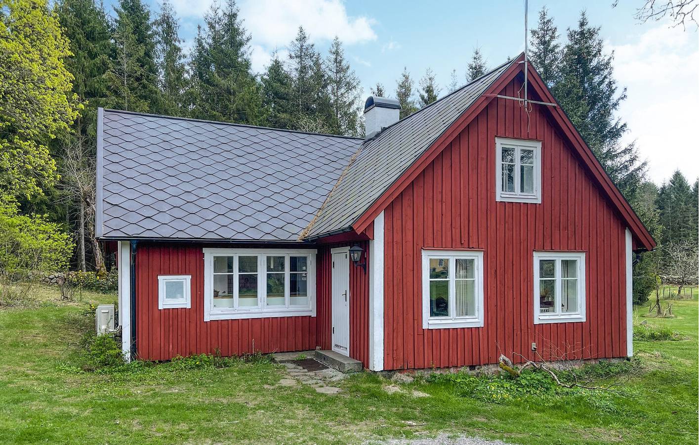 Ferienhaus für 8 Personen mit Garten in Kronoberg