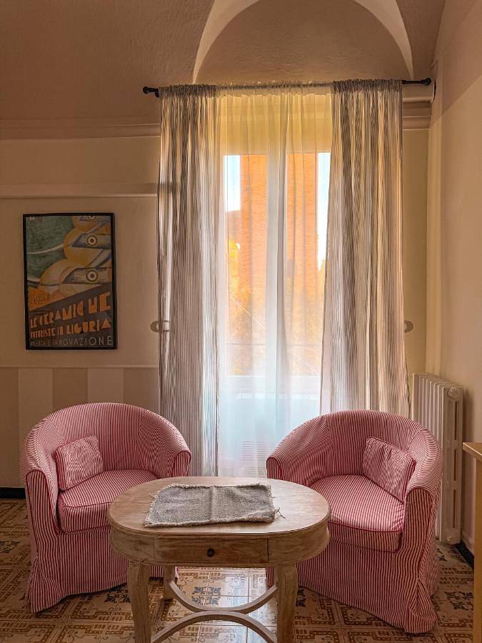 Chambre d’hôte pour 3 personnes, avec jardin, animaux acceptés à Noli - 3