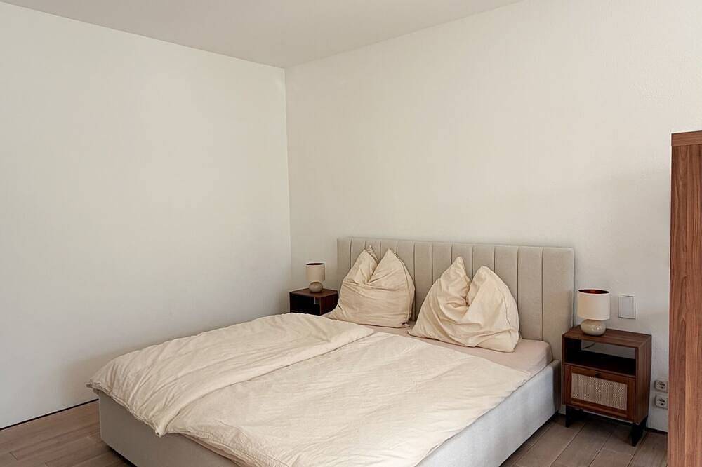 Ganze Wohnung, Stilvolles, großzügiges 2-Zimmer-Apartment in Irrel, Eifelkreis Bitburg-Prüm