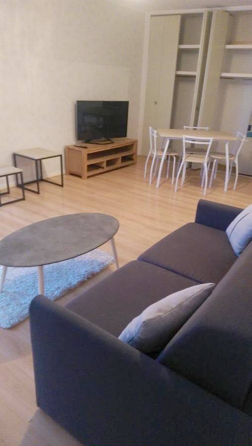 Appartement entier, Studio Apartment in Chaumont, Haute-Marne