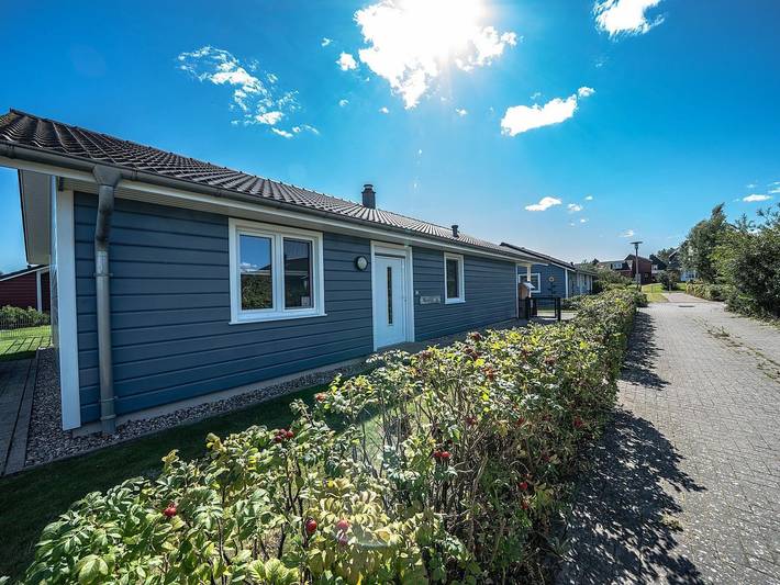 Ferienhaus für 5 Personen, mit Terrasse und Sauna sowie Garten, kinderfreundlich in Nordfriesland - 3