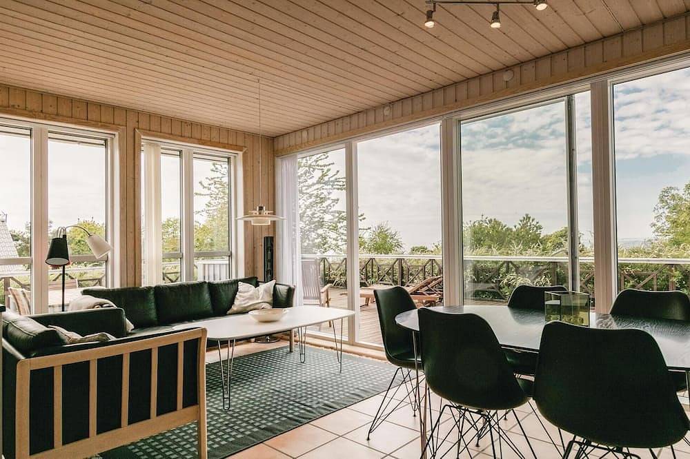 4 bedroom lovely home in Hasle in Hasle, Bornholm