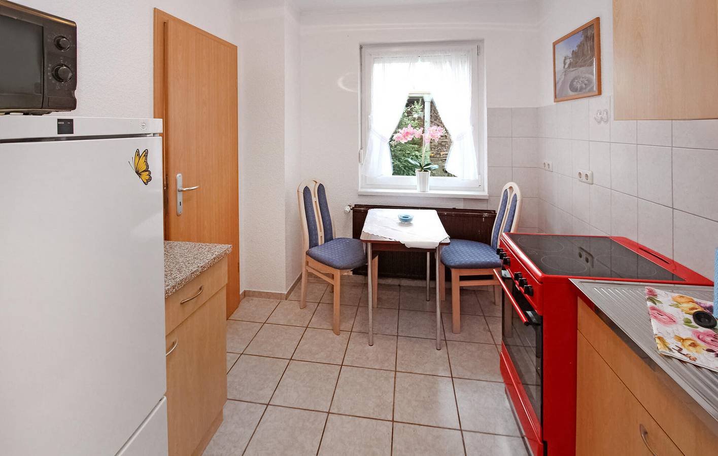 Apartamento vacacional entero, Acogedor apartamento a 300 m de la playa con TV, horno y calefacción in Drei Kaiserbäder, Heringsdorf