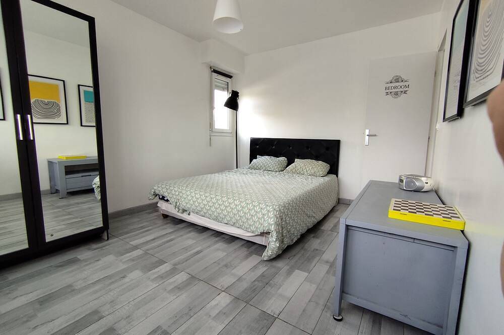 Apartamento entero, Appartement proche de la gare Rer Bry-sur-Marne  30 mn Disney et Paris in Noisy-le-Grand, Sena-Saint Denis
