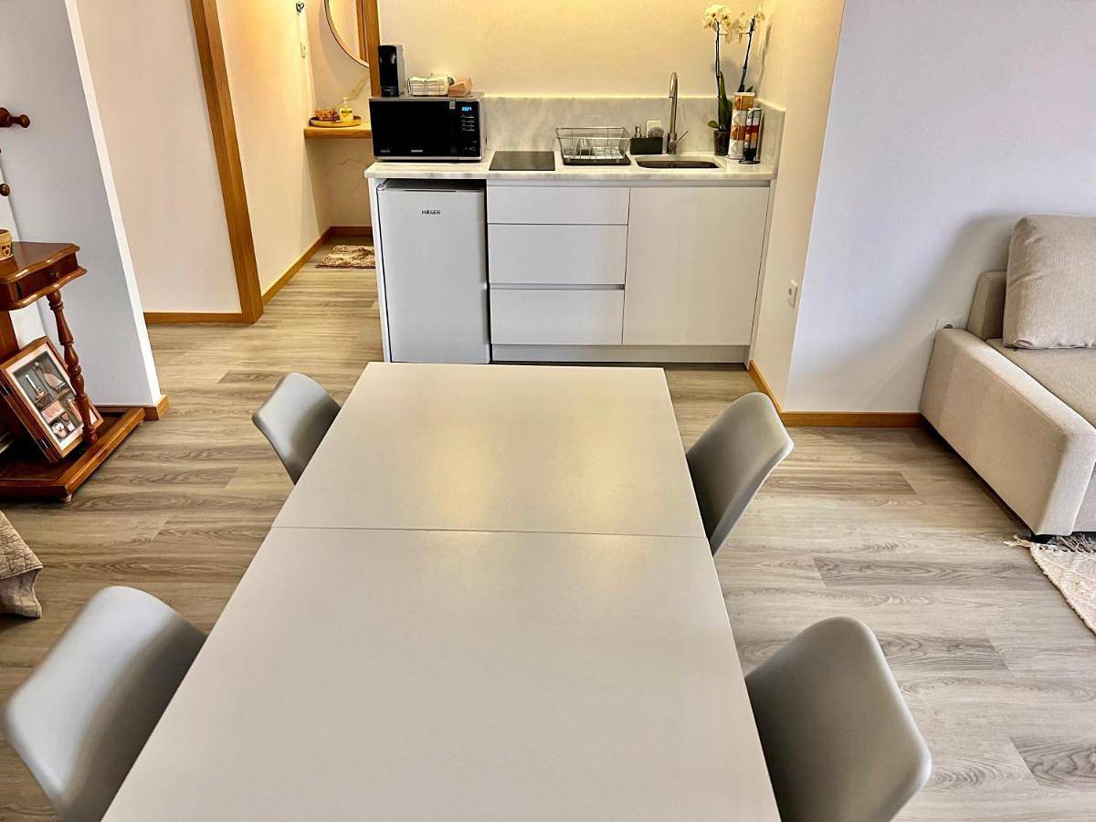 Apartamento inteiro, Charming Studio Apartment in Povoa de Varzim in Aver-o-Mar, Amorim e Terroso, Distrito do Porto