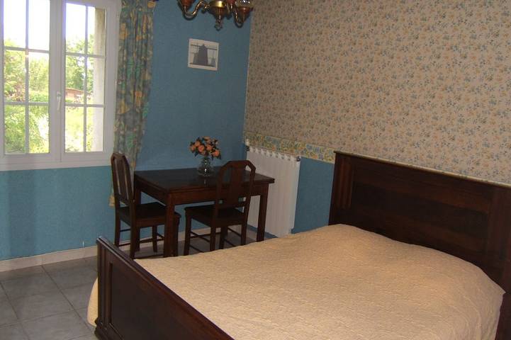 Maison d’hôte pour 2 personnes, avec piscine ainsi que terrasse et jardin à Labruguière