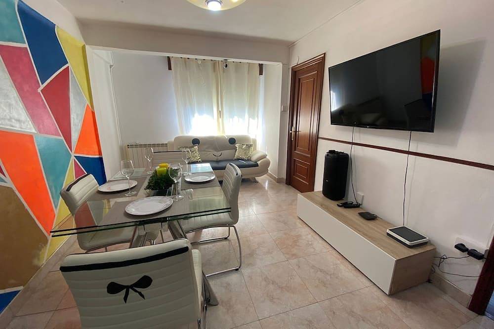 Entire apartment, Apartamento Para Amigos Y Familia in Vigo, Rías Baixas