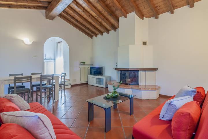 Ferienhaus für 7 Personen, mit Terrasse und Garten in Gemeinde Menaggio - 2