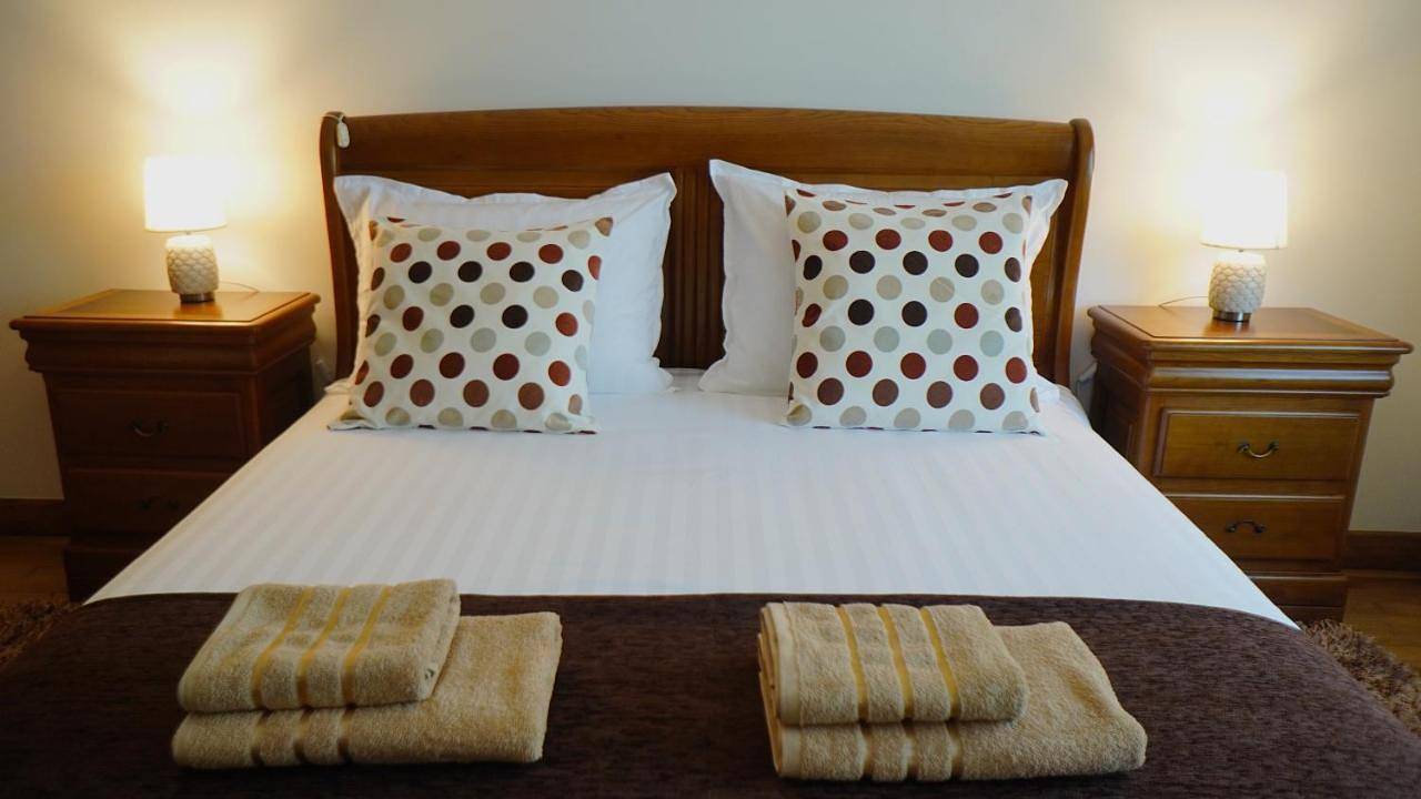 Casa Amarela, your Oásis by Vadiar Turismo in Aldeamento Miravillas, Mira (Coimbra)