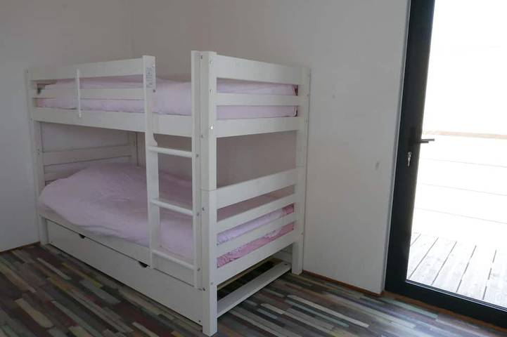 Location de vacances pour 4 personnes, avec terrasse ainsi que jardin et jacuzzi à Urville-Nacqueville - 3