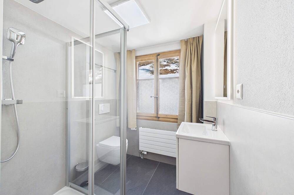 Ganze Wohnung, Alpine Familienwohnung in der Nähe von Zermatt in Randa, Walliser Alpen
