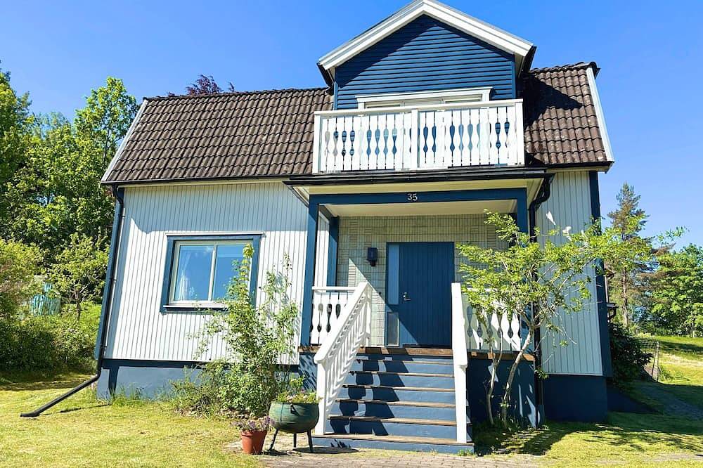 Connys Hus – Modernes Ferienhaus nahe Kosta Outlet & Glasreich in Småland in Kronoberg