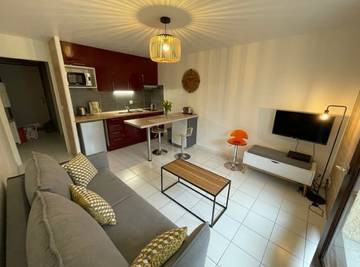 Gîte pour 2 personnes, avec terrasse à Saint-Jorioz