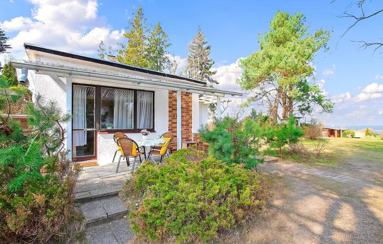 Ferienhaus für 2 Personen, mit Garten und Seeblick in Ueckermünde