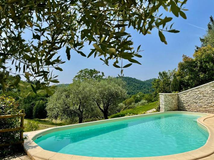 Ferienhaus, mit Terrasse und Garten sowie Pool und Ausblick in Bassano del Grappa