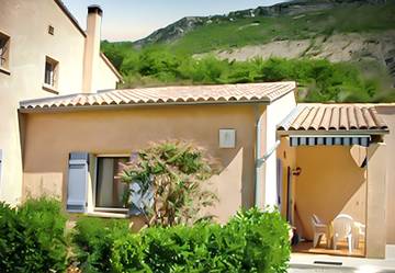 Gîte pour 6 personnes, avec jardin et piscine à La Roche-sur-le-Buis