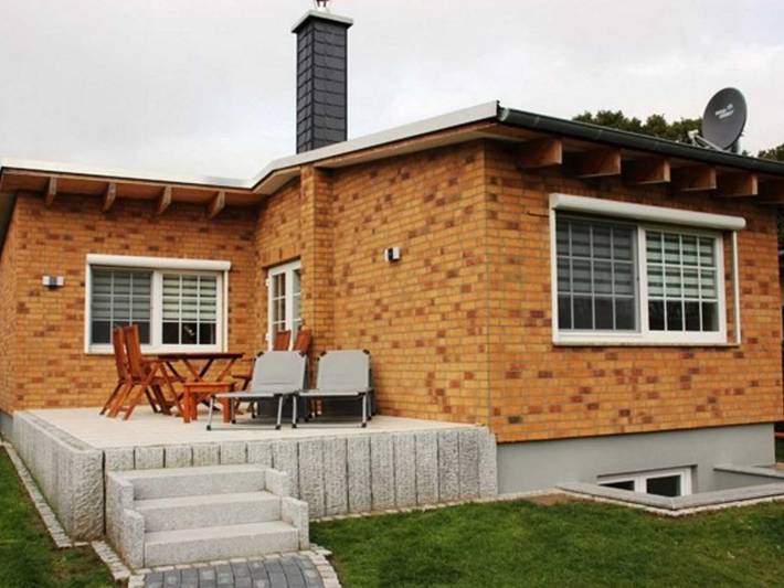 Bungalow für 4 Personen, mit Terrasse und Garten sowie Seeblick in Plau am See