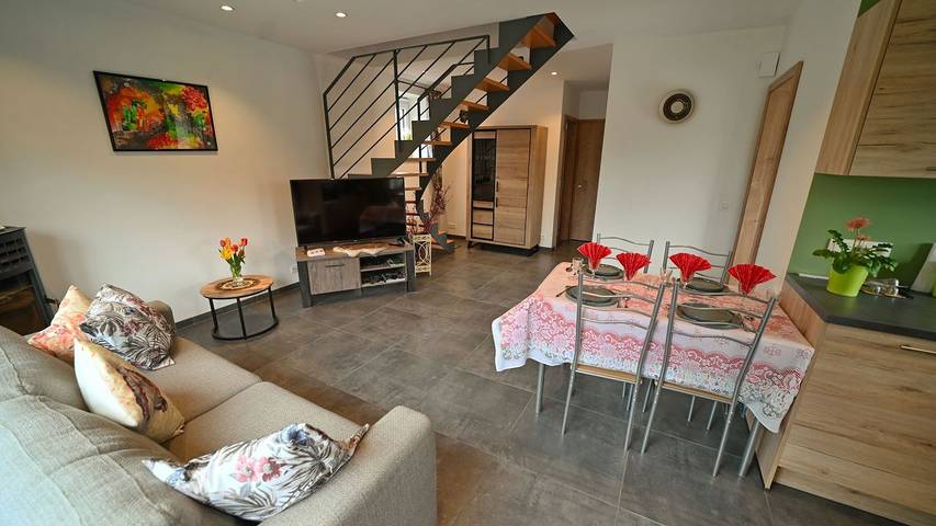 Location de vacances pour 5 personnes, avec jardin à Hotton - 4