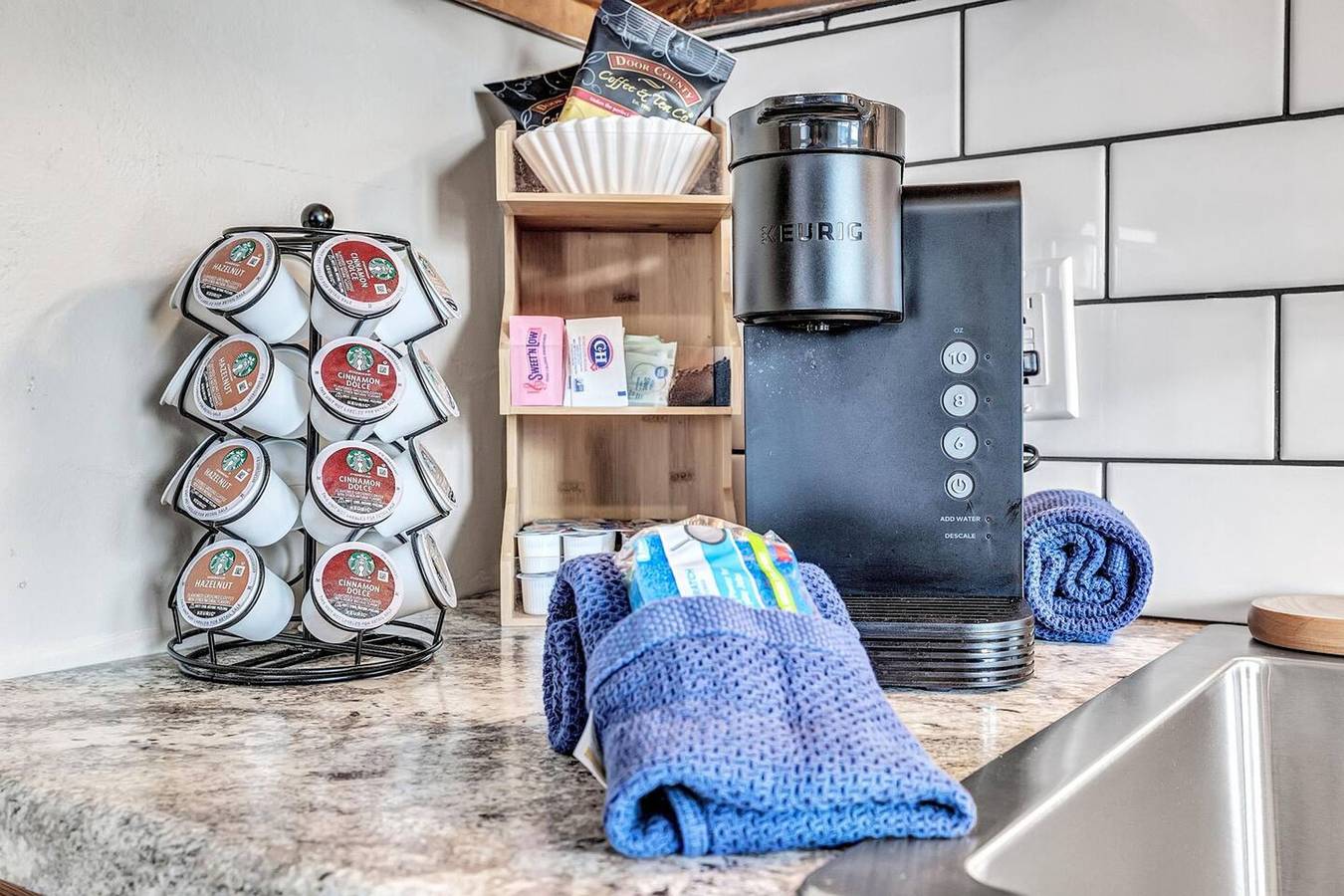 Apartamento entero, Newly renovated-across the street from Von Stiehl! in Algoma, Condado de Kewaunee