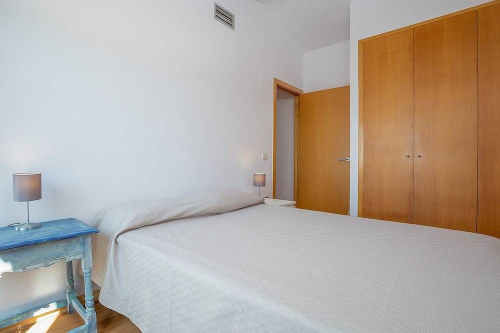 Ganze Wohnung, Sun Village, Magnífico dúplex con piscina comunitaria. in Palau-saverdera, Oberampurien